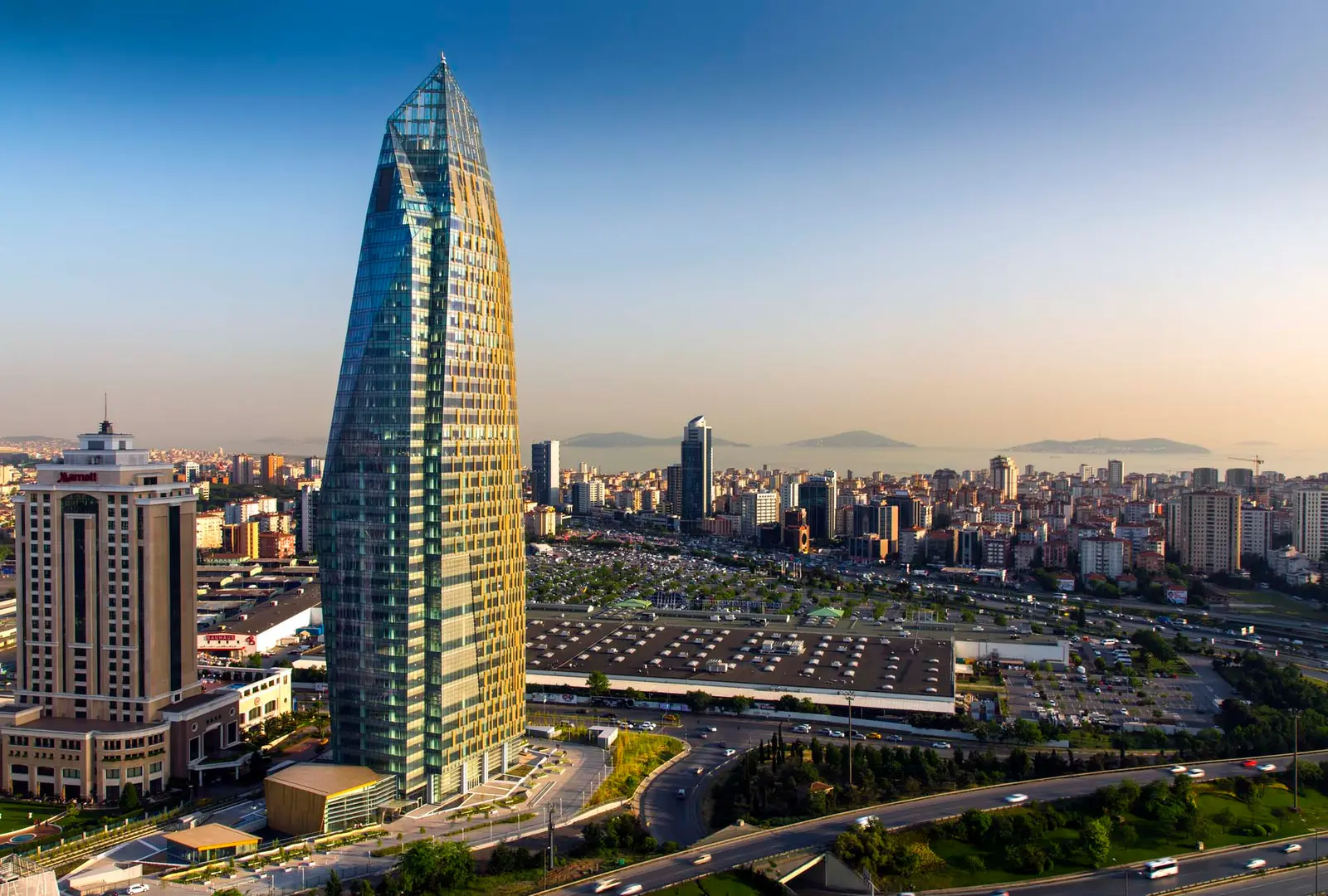 Allianz Tower – Allianz Genel Müdürlük